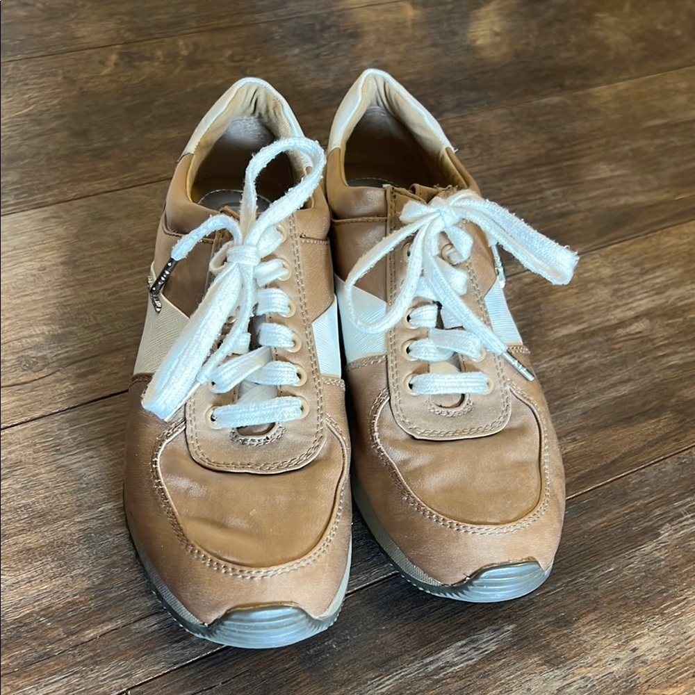Michael Kors White and Brown Casual Sneakers - Picture 2 of 10